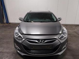 Hyundai I-40  picture 2