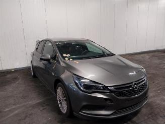 Coche siniestrado Opel Astra Astra K, Hatchback 5-drs, 2015 / 2022 1.0 Turbo 12V 2018/1