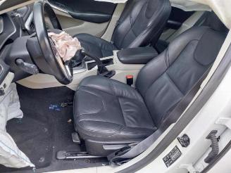 Volvo V-40 V40 (MV), Hatchback 5-drs, 2012 / 2019 1.6 D2 picture 21