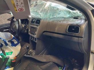 Volkswagen Polo Polo V (6R), Hatchback, 2009 / 2017 1.4 TDI picture 13