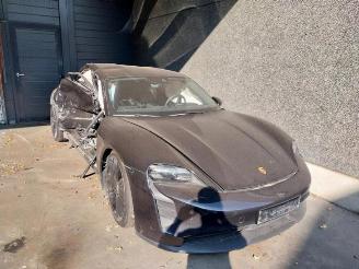 demontáž osobní automobily Porsche Taycan  2021/1