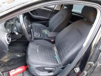 Audi A3 A3 Sportback (8VA/8VF), Hatchback 5-drs, 2012 / 2020 1.6 TDI Ultra 16V picture 16