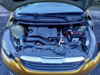 Peugeot 108 108, Hatchback, 2014 1.0 12V picture 12