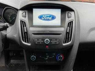 Ford Focus Focus 3, Hatchback, 2010 / 2020 1.0 Ti-VCT EcoBoost 12V 125 picture 13