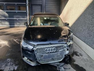 Audi A1 A1 Sportback (8XA/8XF), Hatchback 5-drs, 2011 / 2018 1.6 TDI 16V picture 2