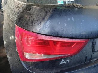 Audi A1 A1 Sportback (8XA/8XF), Hatchback 5-drs, 2011 / 2018 1.6 TDI 16V picture 17