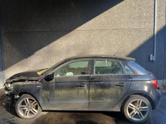 Audi A1 A1 Sportback (8XA/8XF), Hatchback 5-drs, 2011 / 2018 1.6 TDI 16V picture 4