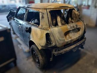 Mini One Mini One/Cooper (R50), Hatchback, 2001 / 2007 1.6 16V One picture 2