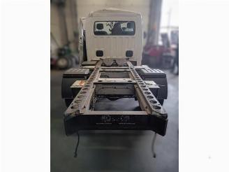 Renault Master Master III (EV/HV/UV/VA/VB/VD/VF/VG/VJ), Chassis-Cabine, 2010 2.3 dCi 165 16V RWD picture 4