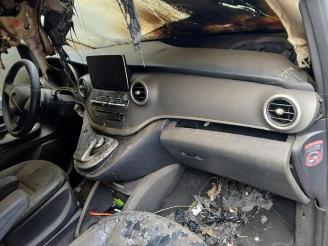 Mercedes V-klasse V (447.8), MPV, 2014 2.1 250 BlueTEC, 250 d 16V picture 15