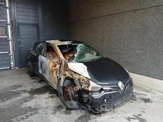 demontáž osobní automobily Renault Clio Clio IV (5R), Hatchback 5-drs, 2012 / 2021 1.5 dCi 75 FAP 2014/3