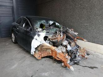 Coche siniestrado Mercedes C-klasse C (W205), Sedan, 2013 / 2021 C-180 1.6 CDI BlueTEC, C-180 d 16V 2016/2