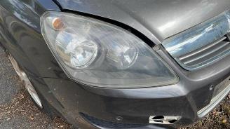 Opel Zafira Zafira (M75), MPV, 2005 / 2015 1.7 CDTi 16V picture 3