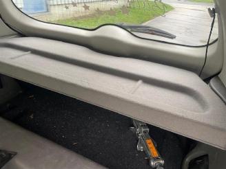 Nissan Leaf Leaf (ZE0), Hatchback, 2010 / 2017 Leaf picture 10