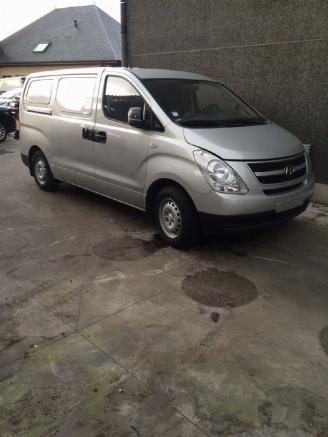 demontáž osobní automobily Hyundai  H1 2010/1