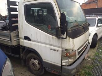 demontáž dodávky Mitsubishi Canter 3.0 diesel 2009/1