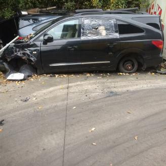 demontáž osobní automobily Ssang yong Rodius  2005/1