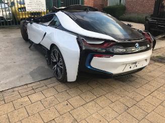 Purkuautot passenger cars BMW i8 hybride 2017/1