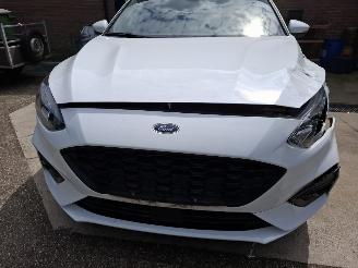 Ford Focus 15 ecoboost automaat 150 pk ST line picture 8