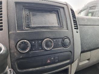 Volkswagen Crafter 2.0 TDI L2 Airco picture 14