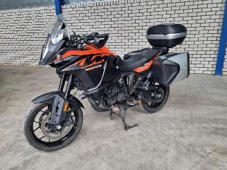 uszkodzony motocykle KTM  Adventure L Garmin Koffers Handvatverw. 2018/5