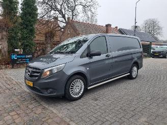 Vaurioauto  commercial vehicles Mercedes Vito 114 CDI Aut Lang 2015/6