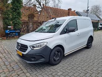 skadebil auto Mercedes Citan 108 CDI Airco Schuifdeur 2022/4