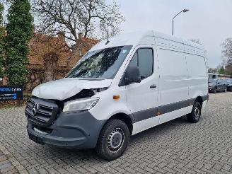 krockskadad bil bedrijf Mercedes Sprinter PRO 317 CDI Aut LED Mbux Navi Stoelverw 2024/10