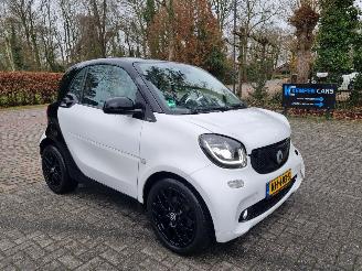 Schadeauto Smart Fortwo 1.0 Passion Airco Pano 2016/6