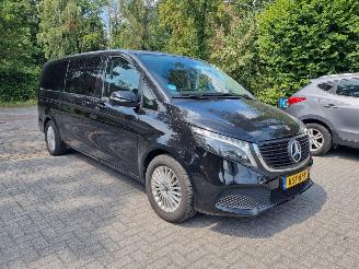 Vaurioauto  passenger cars Mercedes EQV 300 90KWH Rolstoelbus Navi Led Stoelverw 2024/7
