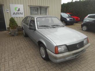 demontáž osobní automobily Opel Ascona  1984/1