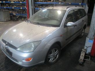 Salvage car Ford Focus 1.8 16v 2001/1
