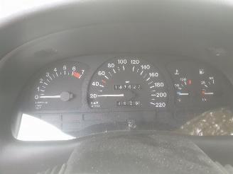 Opel Astra sedan picture 6