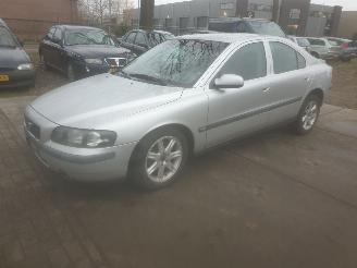  Volvo S-60  2000/1