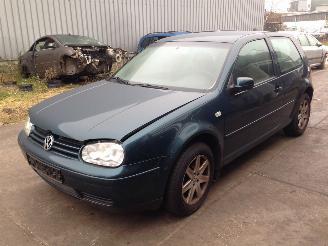  Volkswagen Golf  2003/1
