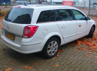 Opel Astra  picture 3