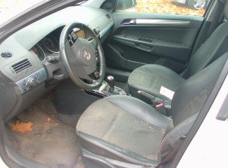 Opel Astra  picture 5