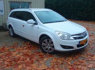 Opel Astra  picture 2