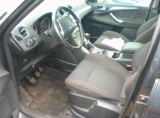 Ford S-Max  picture 7