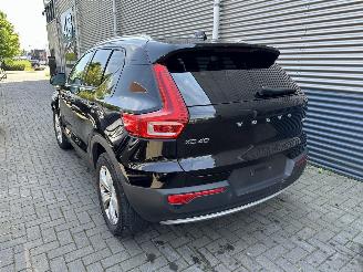 Volvo XC40 1.5 T3 R-Design NAVI/LED/CAMERA/FULL ASSIST/LEDER/VOL OPTIES! picture 4