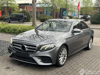 Coche accidentado Mercedes E-klasse 200 AMG PANO/LED/19INCH 2016/11