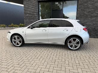 Mercedes A-klasse A250e 218PK 8G-DCT Aut. Premium Plus picture 16