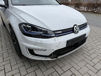 Volkswagen e-Golf E-DITION 136PK Aut. CAM NAV XENON picture 33