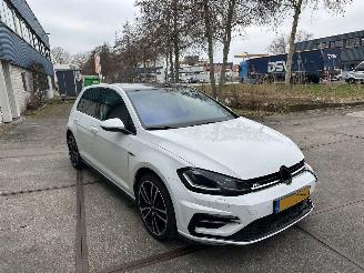 skadebil auto Volkswagen Golf 1.5 TSI DSG R-Line 2018/1