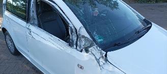 Volkswagen Up! Leer Airco Stoelverwarming picture 9