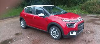 Citroën C3 You! Uitvoering 1.2-12vBenzine Airconditioning stoelverwarming Led verlichting Radio-DAB CruiseControl picture 2