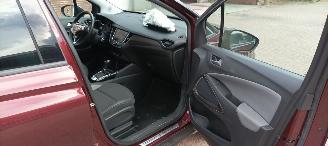 Opel Crossland Bj: 4-2018 1.2 Benzine Automaat Navigatie Stoelverwarming Stuurwiel met verwarming Led-Koplampen Led-Achterlichten Trekhaak picture 22