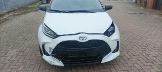 Toyota Yaris Bj:11-2024 1.5-Hybrid HEV Facelift Digitale Cockpit full-Led Parelmoer Lak picture 12