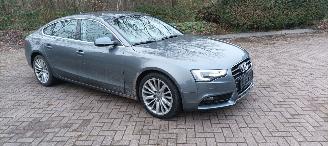 Avarii autoturisme Audi A5 Sportback 2.0TDI Automaat Navi Xenon Climatecontrol CruiseControl Stoelverwarming 2016/2