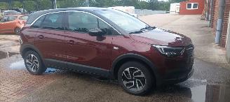 Coche accidentado Opel Crossland 1.2 turbo 110pk Automaat Innovation Navigatie Led-Koplampen Led-Achterlichten Stoelverwarming stuurwiel met verwarming Voorruit met verwarming Privacy glas Climatecontrol Dimmende binnenspiegel Parkeersensoren voor en achter Trekhaak 16-inch velgen Mistla 2018/4